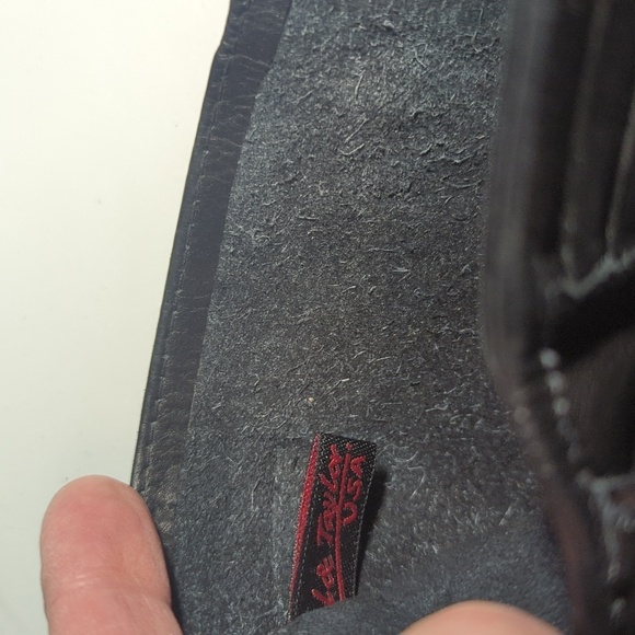 Paul & Taylor USA Black Leather Wallet - Picture 8 of 9